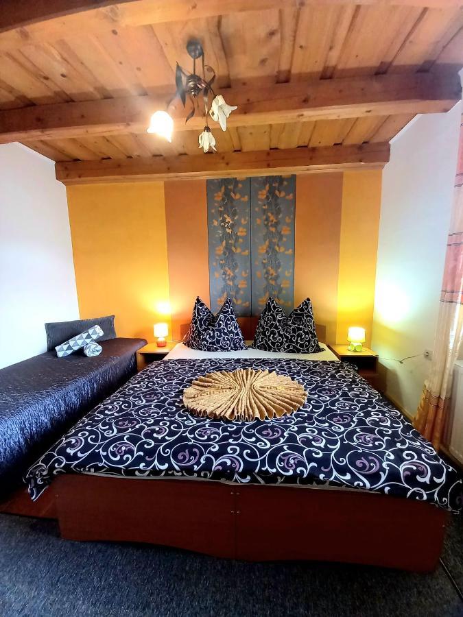 Apartmán Erika Bešeňová Esterno foto