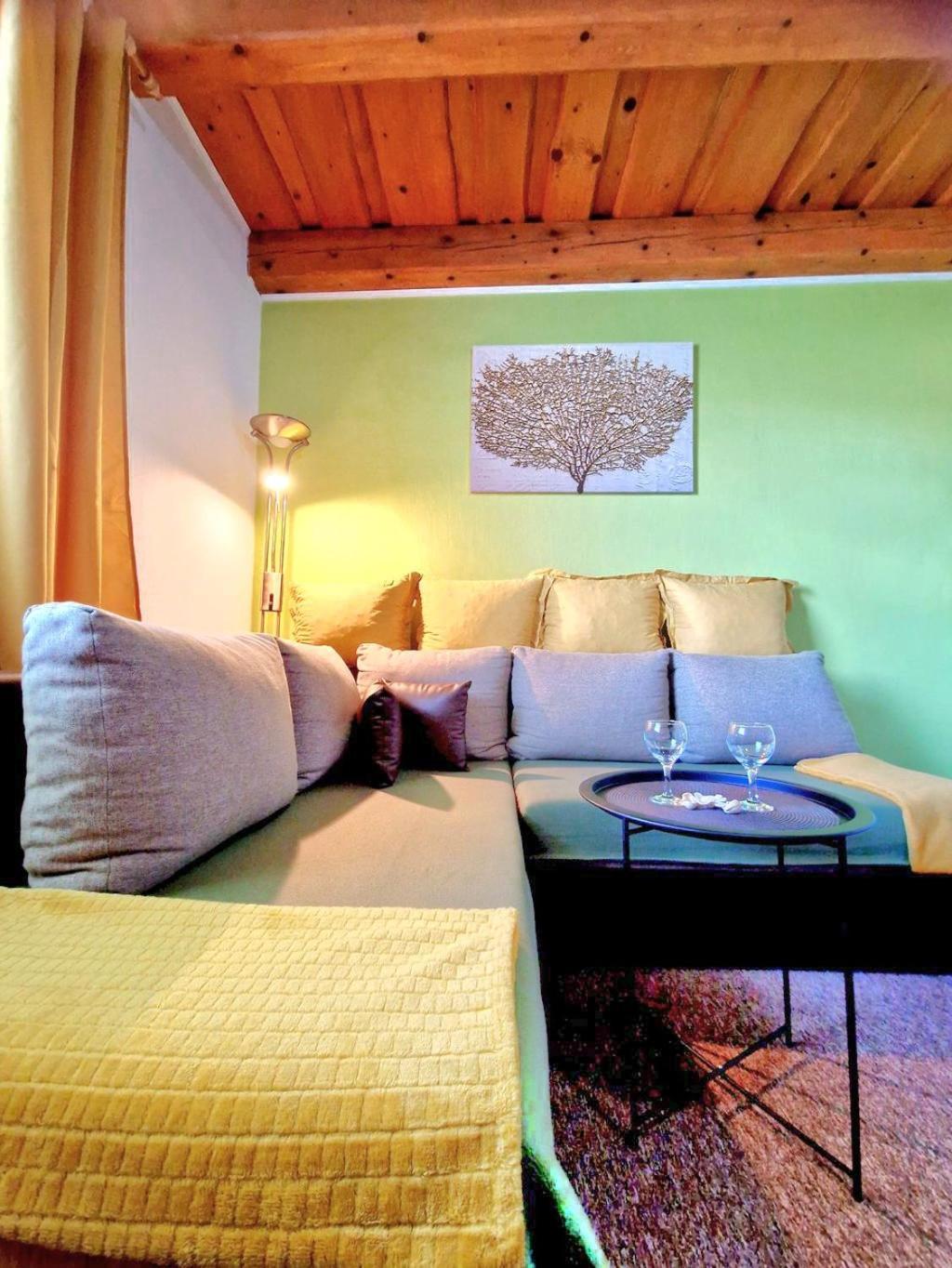 Apartmán Erika Bešeňová Esterno foto