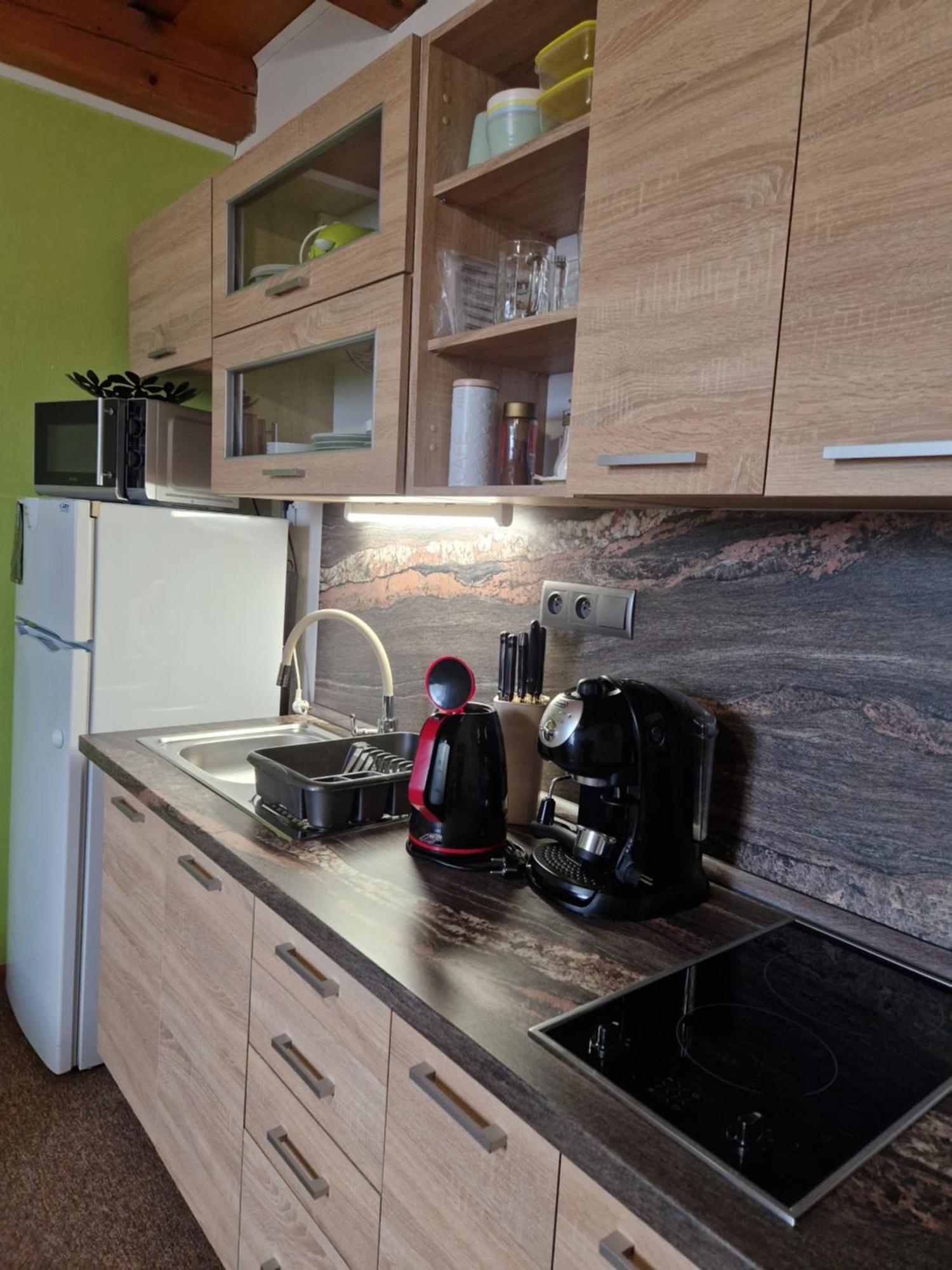 Apartmán Erika Bešeňová Esterno foto