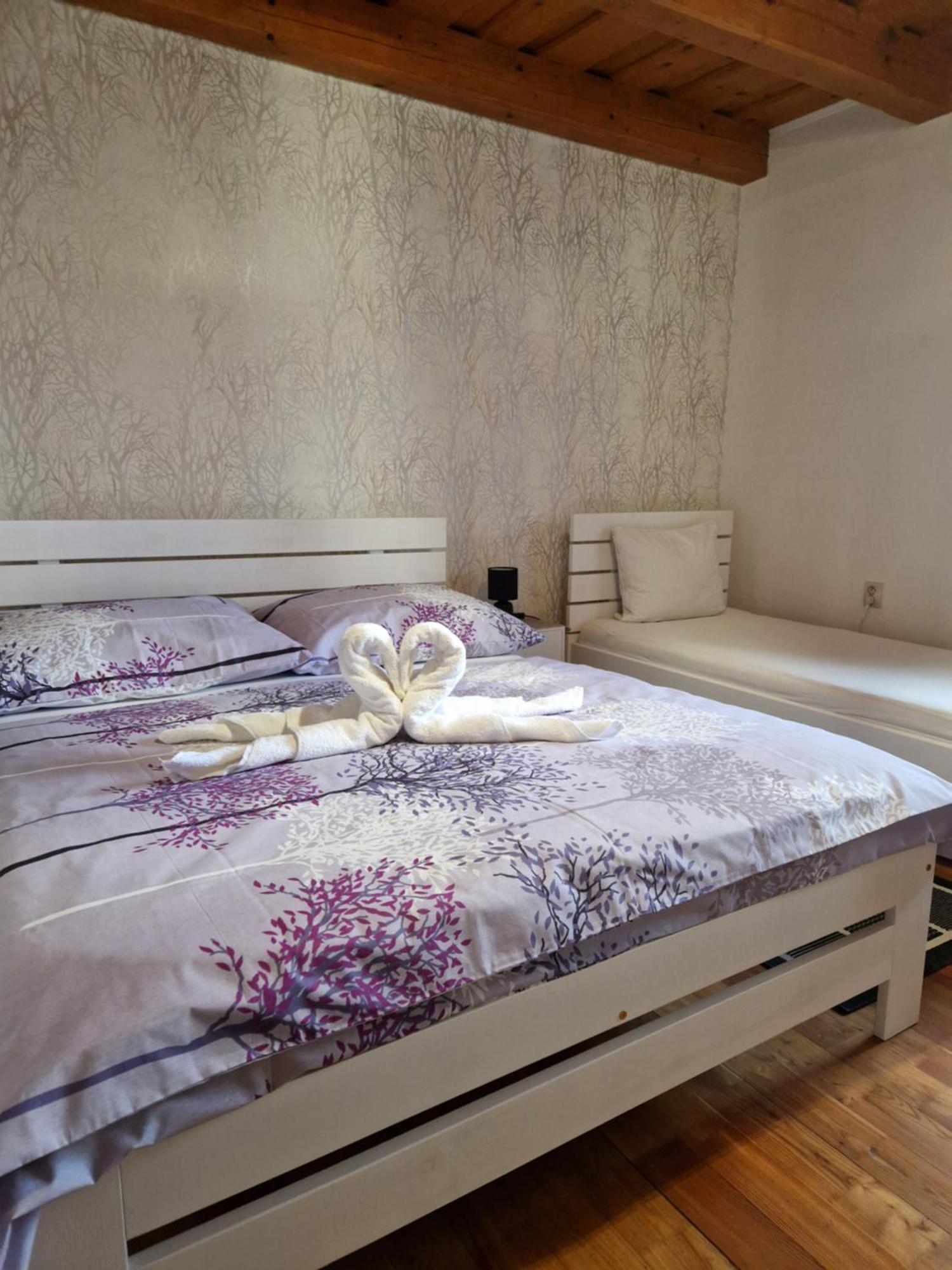 Apartmán Erika Bešeňová Esterno foto